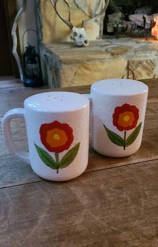 Vintage ceramic white - ceramic,